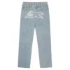 Pantaloni din denim cu două buzunare și câine alergând