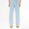 Pantaloni din denim cu două buzunare și câine alergând
